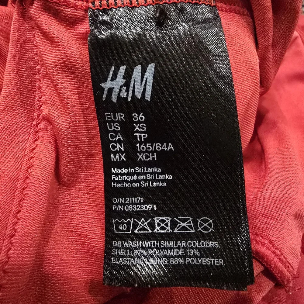 H&M Red Ruffled Kids Bodysuit - Picture 3 of 3